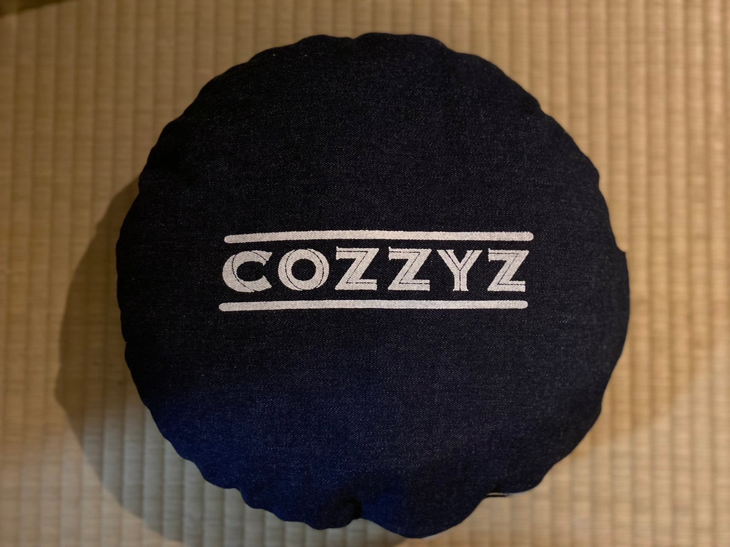 COZZYZ CUSHION & CUSHION COVER