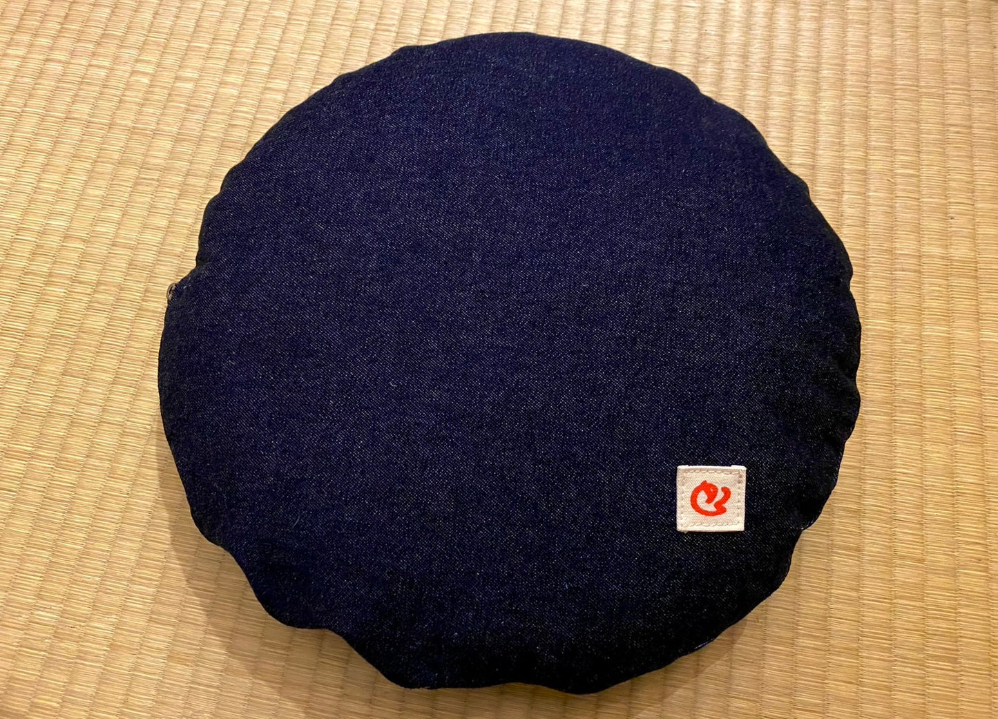 COZZYZ CUSHION & CUSHION COVER
