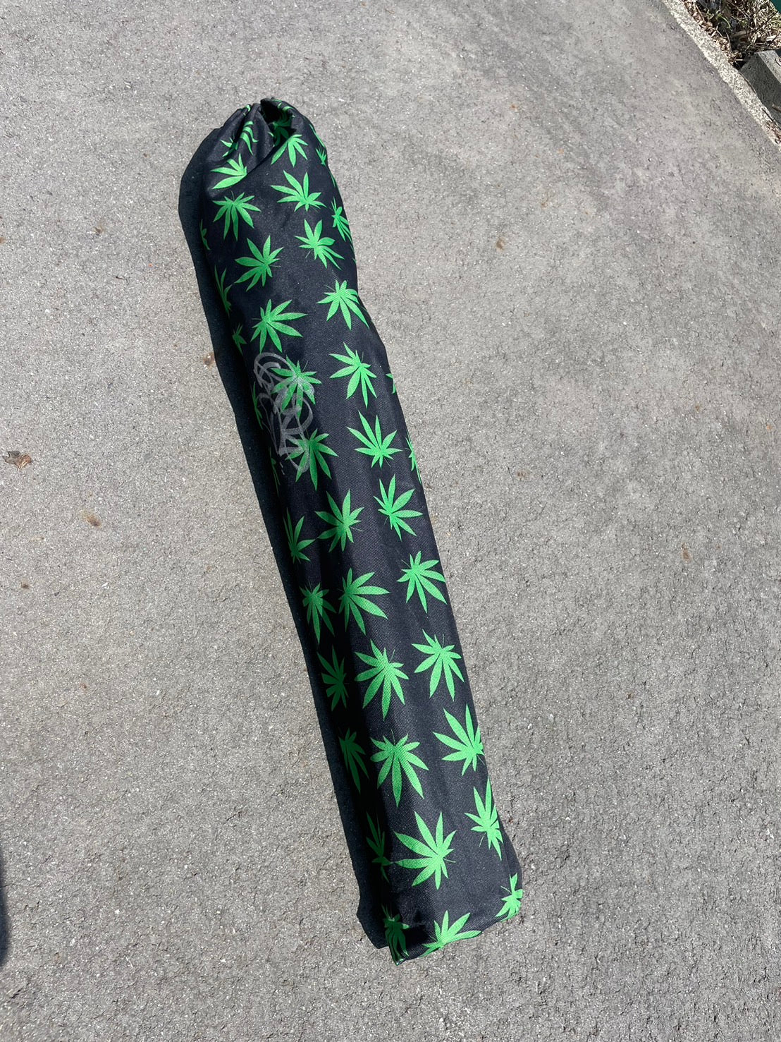 2山 × BAMS
折りたたみチェア